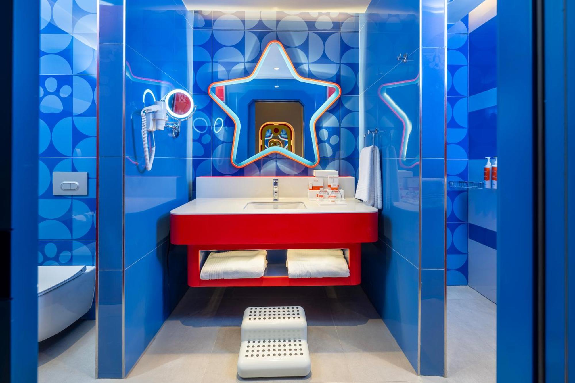The Land Of Legends Nickelodeon Hotel Antalya Belek Esterno foto